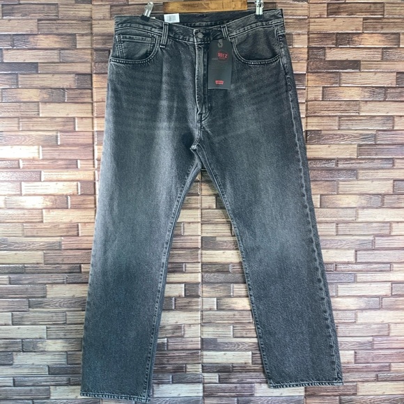 NWT Levi's High Loose Straight Black Non-Stretch Jeans - Picture 1 of 10